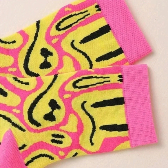 Melting smiley face psychedelic pink yellow crew socks black funny unique colors - Picture 3 of 3
